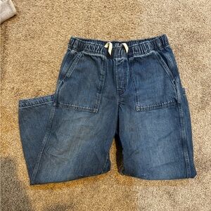 Gap pull on barrel Jeans
